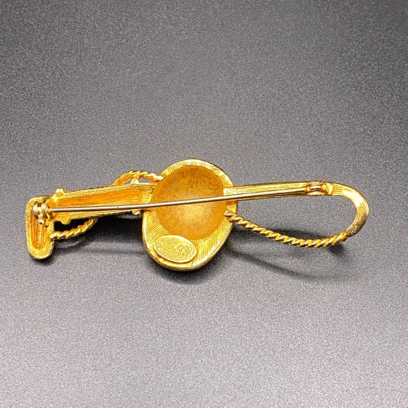 Maeve Carr New York GoldTone Equestrian Jockey Riding Crop & Cap Brooch - Picture 6 of 11
